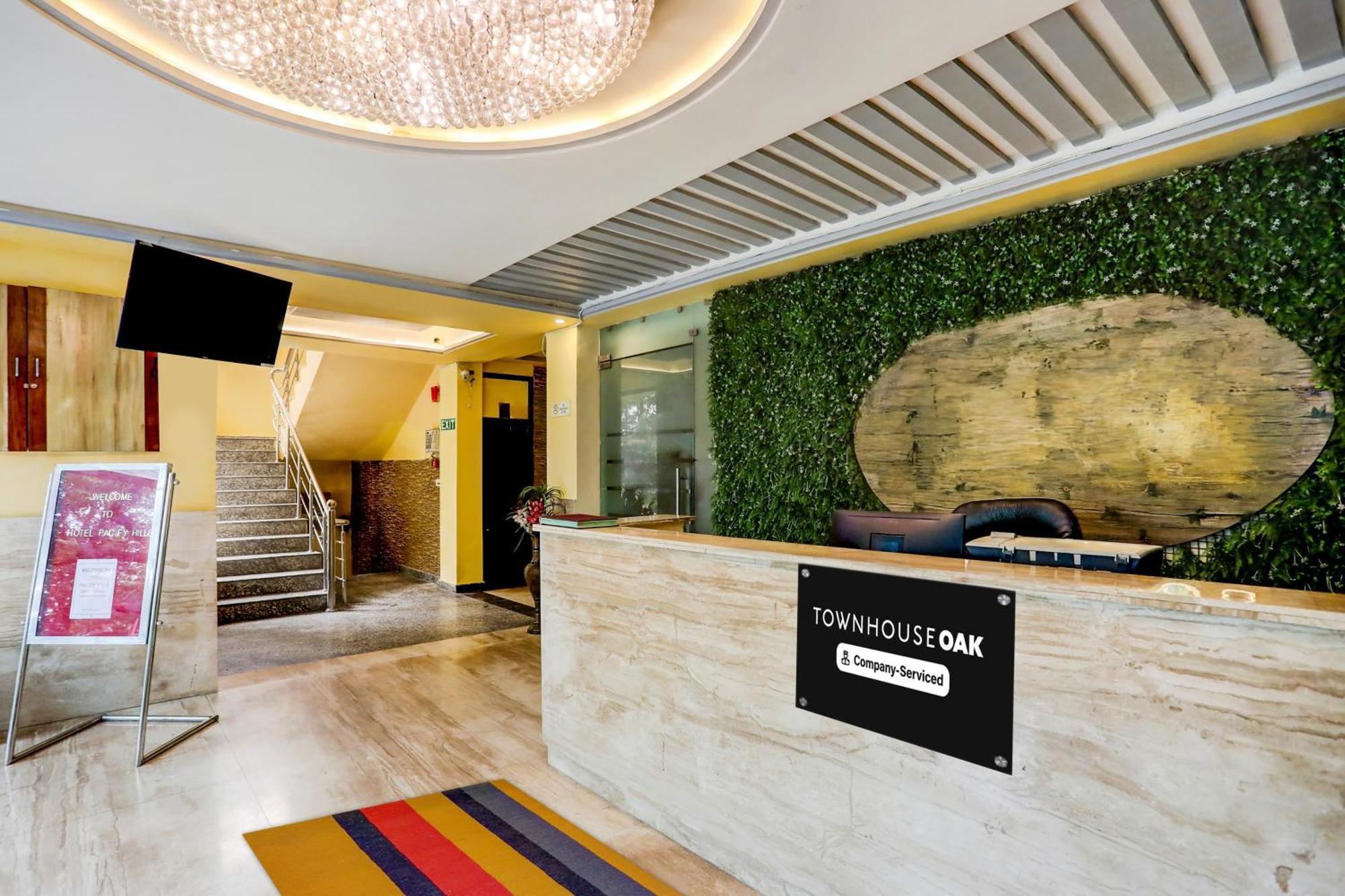 Super Townhouse Oak Pacify Hills Hotel Rājpur Exterior foto