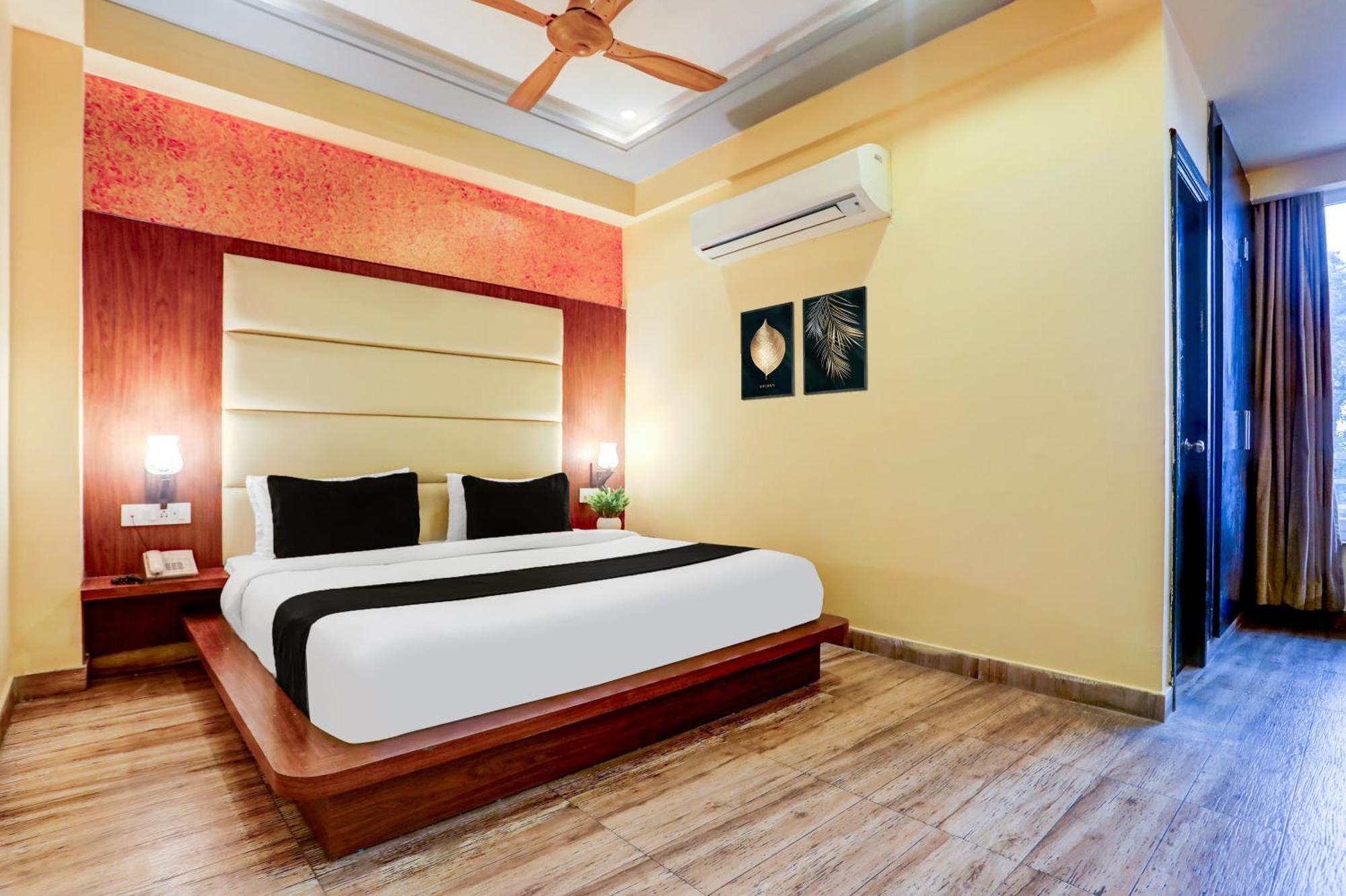 Super Townhouse Oak Pacify Hills Hotel Rājpur Exterior foto